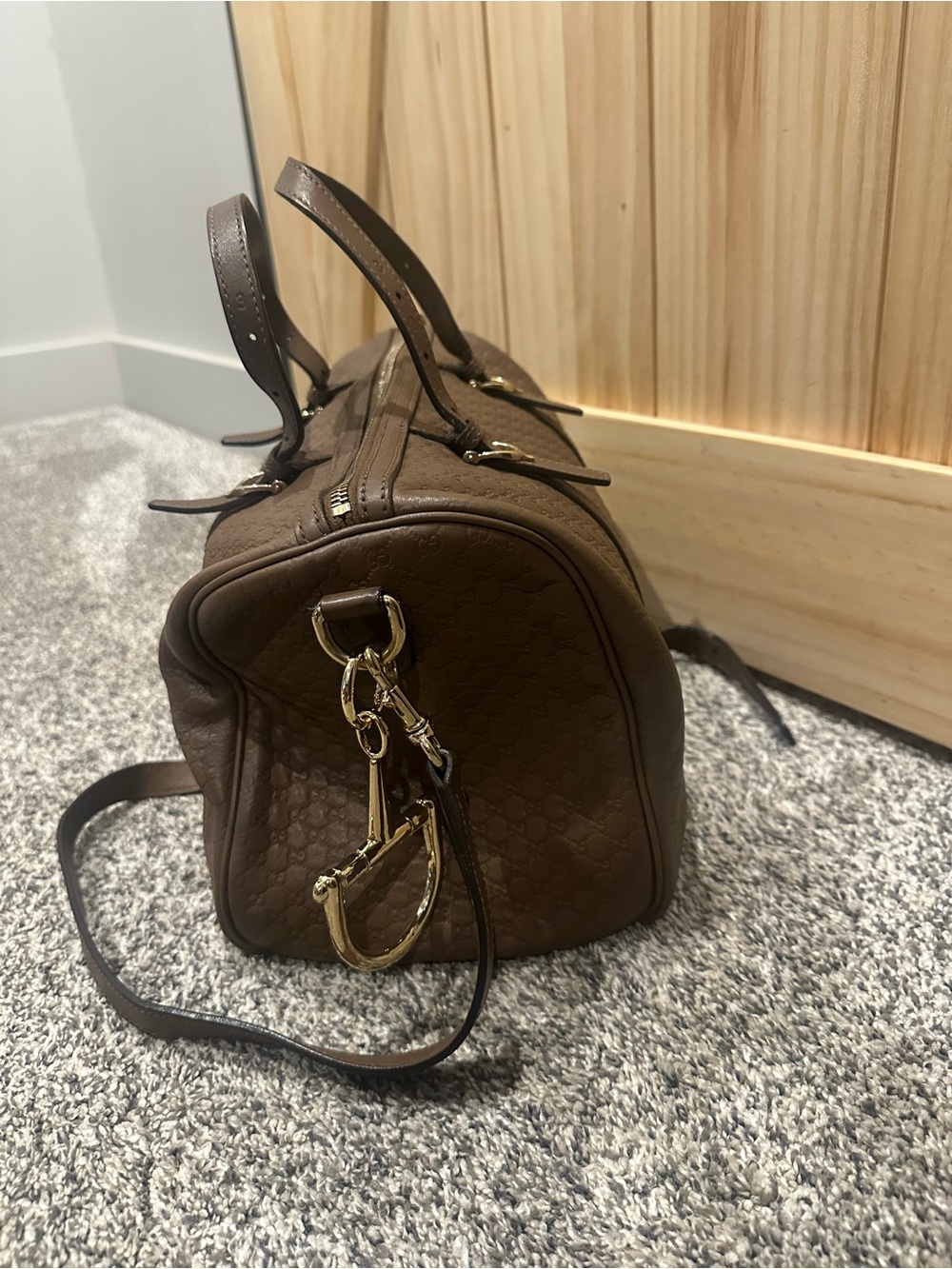 Beautiful Gucci Brown Leather Satchel with Gold Hardware and Strap
